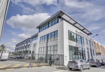 Location bureau Ivry-sur-Seine (94200) - 3296 m²  à Ivry-sur-Seine - 94200