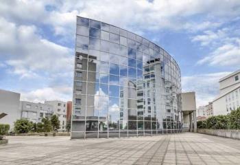 Location bureaux - Proche Bibliothèque Nationale de France  à Ivry-sur-Seine - 94200