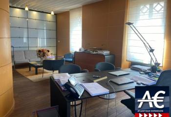 Location bureaux à - Proche Avenue Charles de Gaulles  à La Baule-Escoublac - 44500