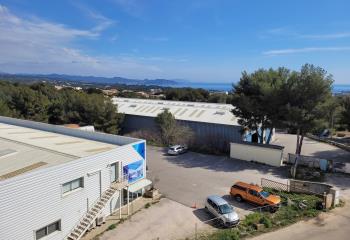 Bureaux à louer - Proche autoroutes et bus