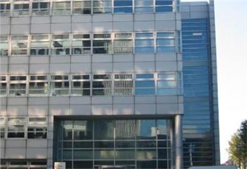 Location de bureaux à - Proche métro Carrefour Pleyel  à La Plaine Saint-Denis - 93210