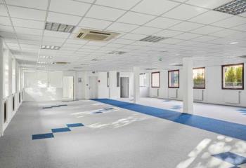 Location bureau La Plaine Saint-Denis (93210) - 362 m²  à La Plaine Saint-Denis - 93210