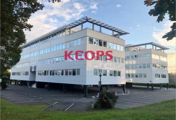 Location bureaux - Proche périphérique et bus  à Labège - 31670
