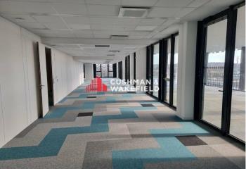 Location bureaux - Proche métro Ramonville Saint-Agne et rocades  à Labège - 31670