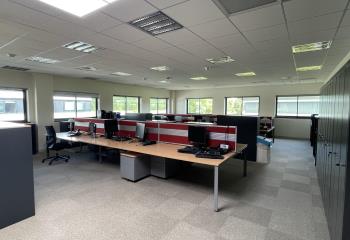 Bureaux à louer - Proche aéroports et autoroutes