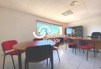 Location bureaux - Proche A9, aéroport et gare TGV  à Lattes - 34970