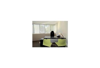 Location bureaux - Proche Bordeaux, parking et parc arboré  au Bouscat - 33110