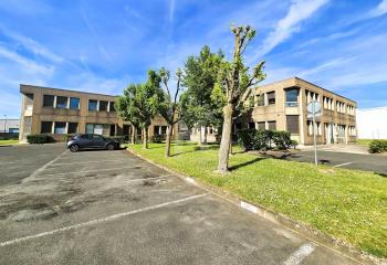 Location bureaux - Proche A6 et Nationale 7