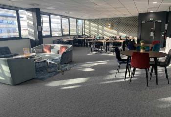 Location bureaux - Proche Tram A et Aéroport Bordeaux-Mérignac  au Haillan - 33185
