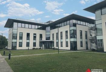 Location bureaux - Proche Tramway et Aéroport Bordeaux-Mérignac  au Haillan - 33185