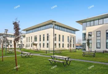 Location bureaux - Proche tramway et rocade  au Haillan - 33185