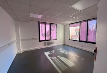 Location bureaux - Proche métro ligne 7