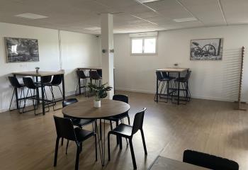 Location bureaux - Proche A16 et Chambly  au Mesnil-en-Thelle - 60530