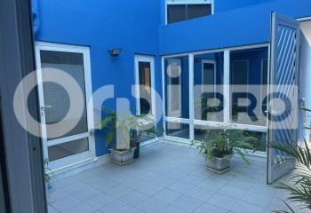 Location bureau (97160) - 45 m²