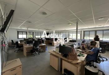 Location bureaux - Proche A8, accès immédiat  au Muy - 83490