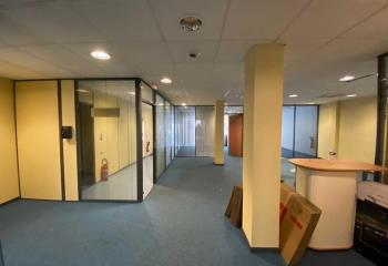 Bureaux à louer - A211 - A21 - centre-ville - patio extérieur  à Lens - 62300