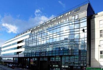 Location bureaux, proche métro Anatole France  à Levallois-Perret - 92300