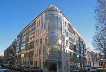 Location bureaux centre-ville - Proche métro Rihour et gares TGV  à Lille - 59000