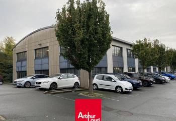 Location bureaux - Proche autoroute A6 et gare SNCF  à Limas - 69400
