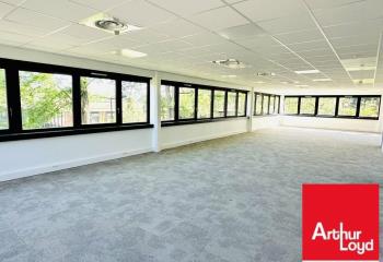Location bureaux - Proche bus et autoroute A355  à Lingolsheim - 67380