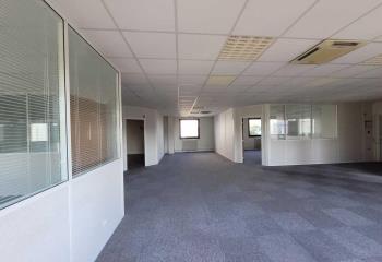 Location bureau Lisses (91090) - 451 m²  à Lisses - 91090