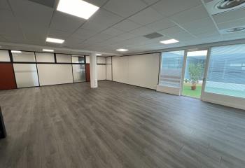 Bureaux à louer à - Accès RER A - Proche A4  à Lognes - 77185