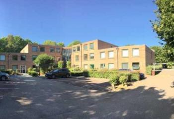 Location bureaux - Proche autoroute A4 et RER A  à Lognes - 77185