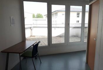 Louer ds bureaux à tout proches de Saint-Omer  à Longuenesse - 62219