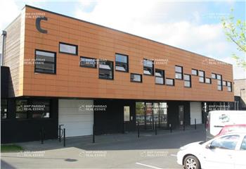 Location bureaux - Parc Eurasanté, proche métro et autoroutes  à Loos - 59120