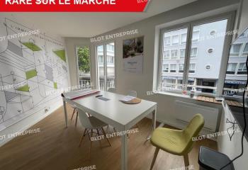 Location bureaux - Proche gare SNCF et bus  à Lorient - 56100