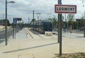 Location bureaux - Proche Rocade, Tram A et Bus 40  à Lormont - 33310