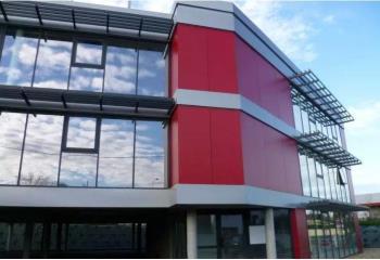 Location bureaux - Proche rocade Bordelaise et Tram A  à Lormont - 33310