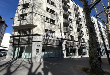 Location bureaux Confluence - Proche Tram, Métro et Autoroute  à Lyon 2 - 69002