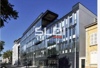 Location bureaux - Proche Confluence et Perrache, Quais du Rhône  à Lyon 2 - 69002