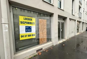 Location bureau - Confluence, proche Gare Perrache, Tram et Bus  à Lyon 2 - 69002