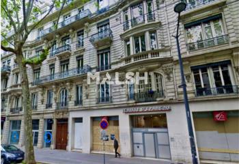 Location bureaux - Proche métro B et tram T1  à Lyon 3 - 69003