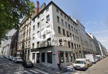 Location bureaux - Proche métro B et tramway T1  à Lyon 3 - 69003
