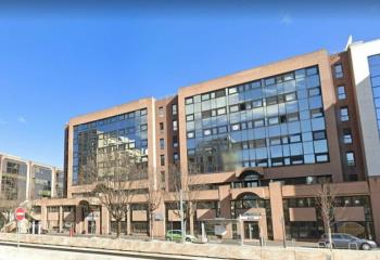 Location bureaux - Proche pôle multimodal, métro et tram  à Lyon 3 - 69003