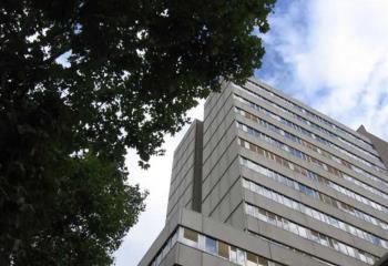 Location bureaux - Proche métro, tramway et gare Part-Dieu