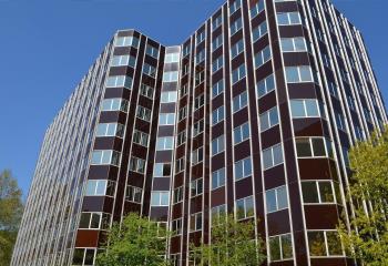 Location bureaux - Proche tunnel Croix-Rousse, métro, bus, tram  à Lyon 4 - 69004