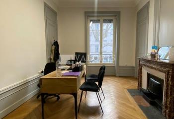 Louer bureau - Place Guichard tout proche  à Lyon 6 - 69006