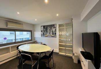 Location bureaux - Proche Charpennes, métro B, tram T1 et T4  à Lyon 6 - 69006