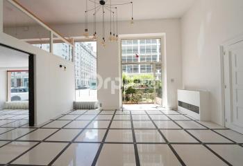 Location bureaux - Centre-ville, bus C1, C4, 38  à Lyon 6 - 69006