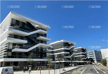 Location bureaux - Quartier Gerland, proche tram et métro  à Lyon 7 - 69007