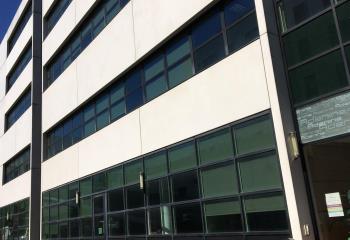 Location bureaux - Proche transports et BIOPARC  à Lyon 8 - 69008