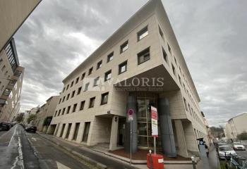 Location bureaux - Proche Pôle Multimodal de Gorge de Loup  à Lyon 9 - 69009