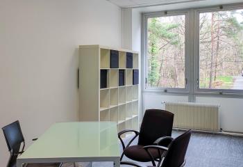 Location bureau - Proche RER B et Domaine de Saint-Paul