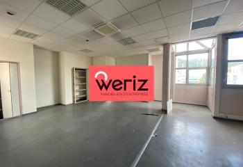 Location bureaux, zone d'activité de la Valentine, proche autoroutes A50 et A7  à Marseille 11 - 13011