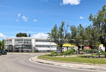 Location bureaux - Proche Transilien et autoroute A50  à Marseille 11 - 13011