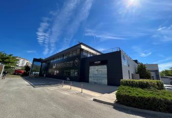 Location bureaux - Proche autoroutes et Transilien St-Marcel